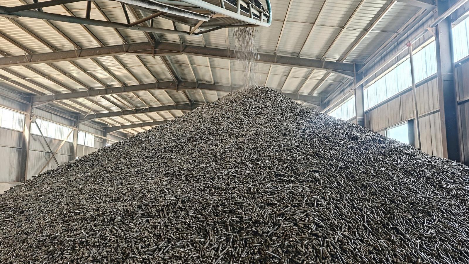 生物质颗粒成品仓储实拍