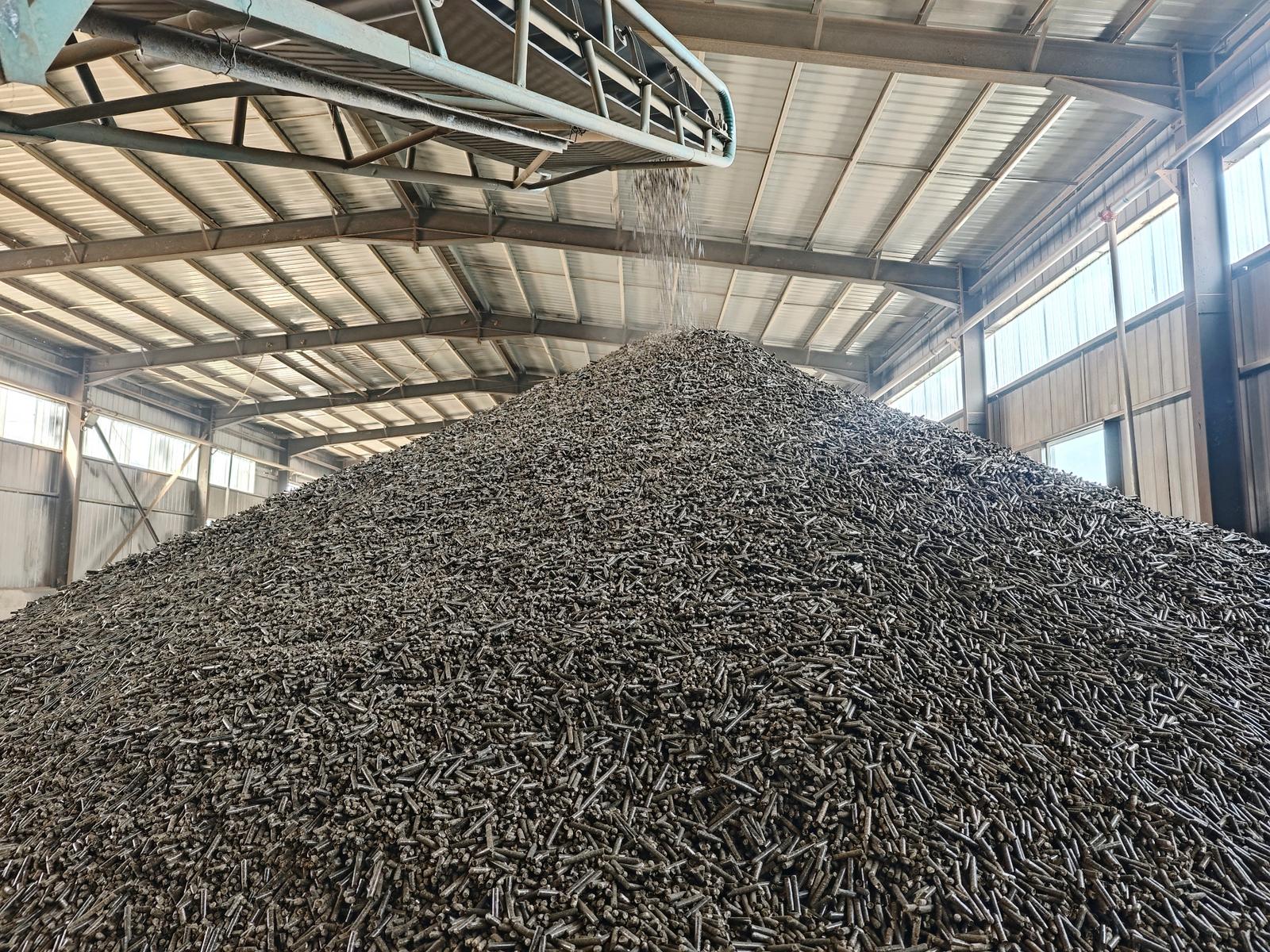 生物质颗粒成品仓储发货区